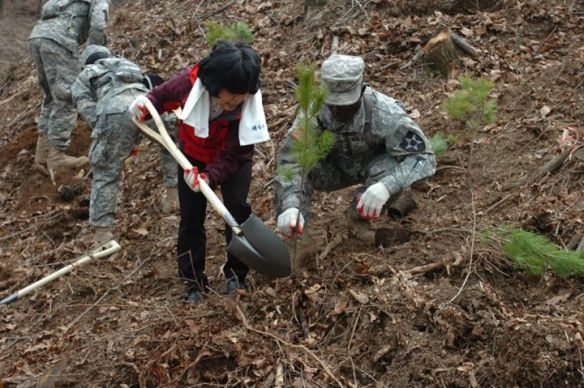 F_210th Field Artillery Brigade_S-Korea_20130408